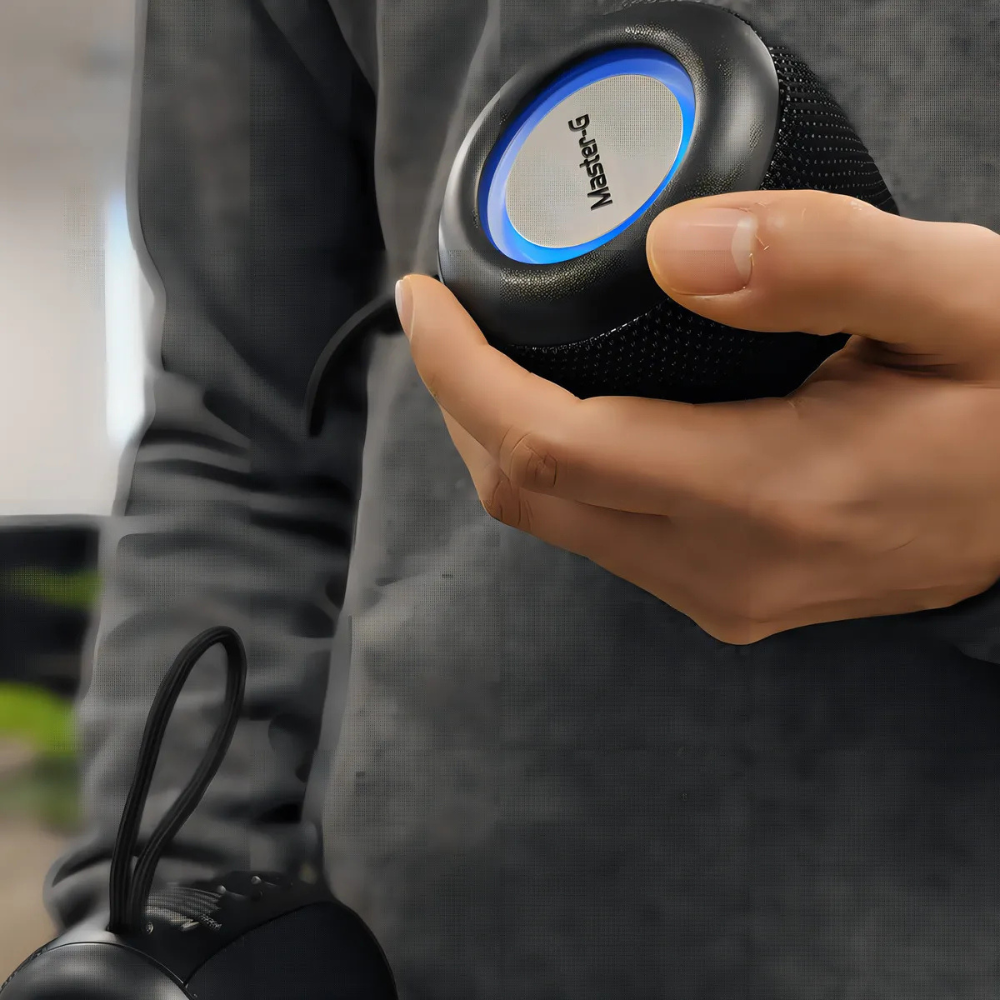 Parlante Portátil Bluetooth Mggrenade Master-g Color Negro